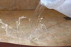 广水漏水维修 免砸砖防水材料该如何施工